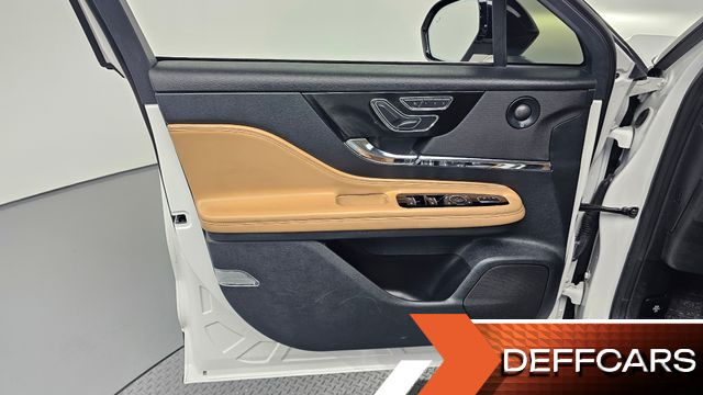 Lincoln CORSAIR 2.0 Reserve AWD купить на сайте DeffCars