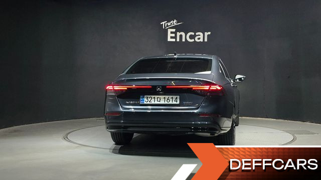 Honda ACCORD 2.0 Hybrid Touring купить на сайте DeffCars