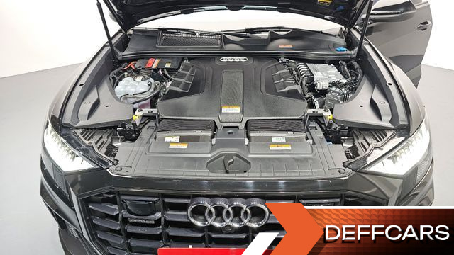 Audi Q8 45 TDI Quattro Premium купить на сайте DeffCars