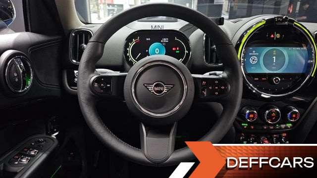 Mini COUNTRYMAN Classic Plus Launch Pack 2nd Gen купить на сайте DeffCars