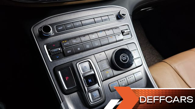 Hyundai SANTAFE Gasoline 2.5T 2WD Calligraphy купить на сайте DeffCars