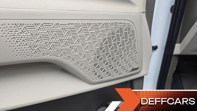 Kia CARNIVAL Gasoline 7-Seater Signature купить на сайте DeffCars