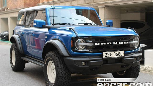Ford BRONCO 2.7 Outer Banks купить на сайте DeffCars