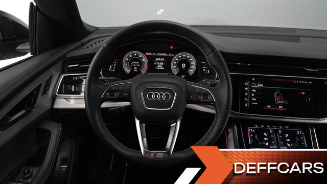 Audi Q8 55 TFSI Quattro Premium купить на сайте DeffCars