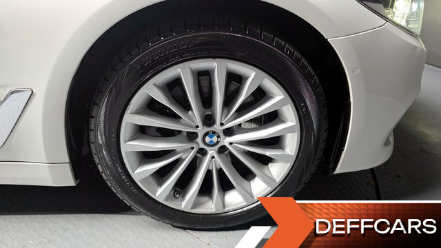 BMW 5-SERIES 520d Luxury Plus купить на сайте DeffCars