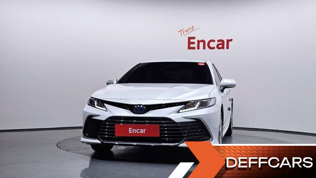 Toyota CAMRY 2.5 LE Hybrid купить на сайте DeffCars