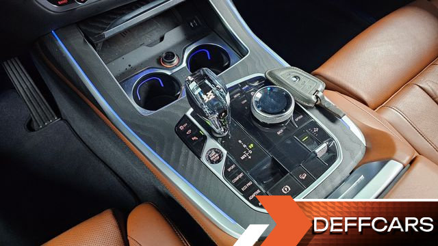 BMW X7 xDrive 40d Design Pure Excellence 6-Seater купить на сайте DeffCars