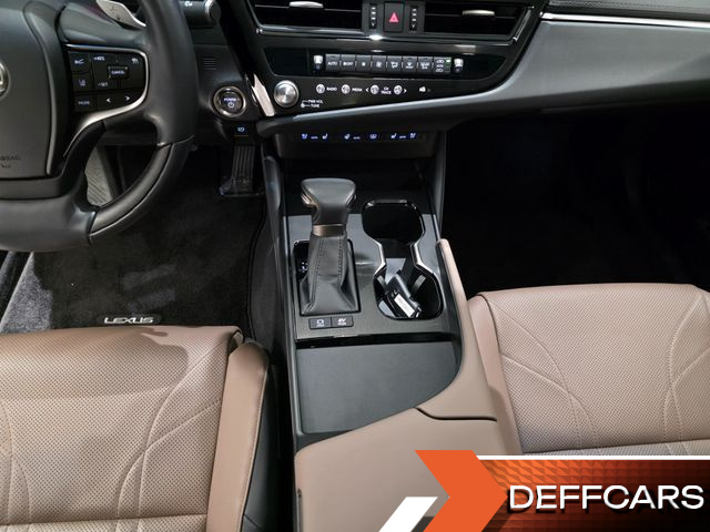 Lexus ES Luxury Plus купить на сайте DeffCars