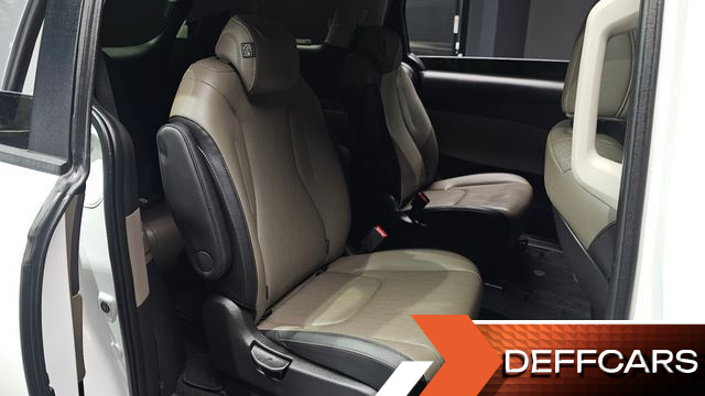 Kia CARNIVAL HEV 9 seater Prestige купить на сайте DeffCars