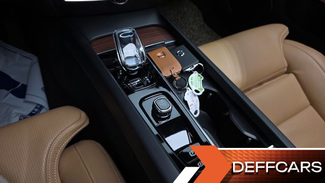 Volvo S60 B5 Ultimate Bright купить на сайте DeffCars