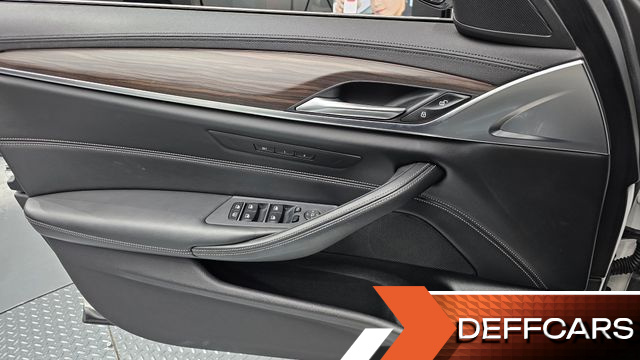 BMW 5-SERIES 530i xDrive M Sport Package Plus купить на сайте DeffCars