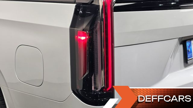 Cadillac ESCALADE 6.2 Sports Platinum купить на сайте DeffCars