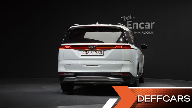 Kia CARNIVAL 9-Seater Signature купить на сайте DeffCars