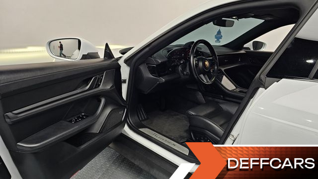 Porsche TAYCAN 4S купить на сайте DeffCars