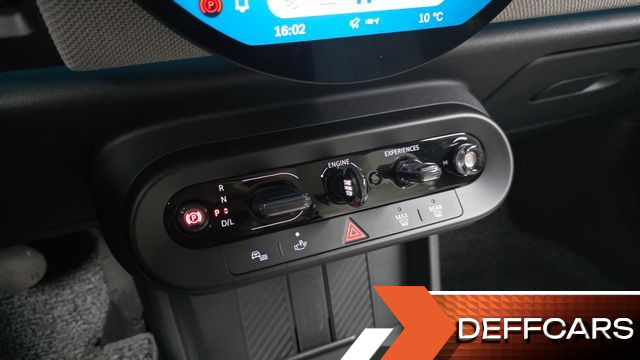 Mini COOPER 5 Door Favoured купить на сайте DeffCars