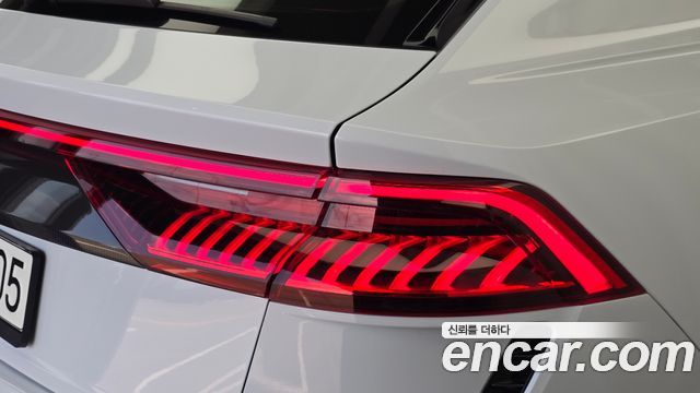 Audi RSQ8 4.0 TFSI Quattro купить на сайте DeffCars