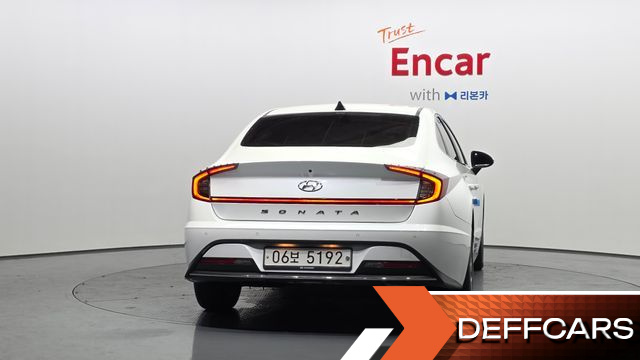 Hyundai SONATA 2.0 Premium Family купить на сайте DeffCars
