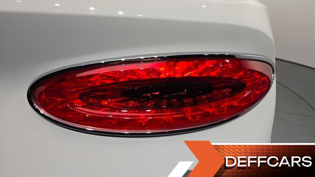 Bentley BENTAYGA 4.0 V8 купить на сайте DeffCars