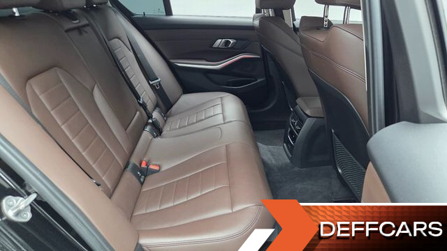 BMW 3-SERIES 320i Luxury купить на сайте DeffCars