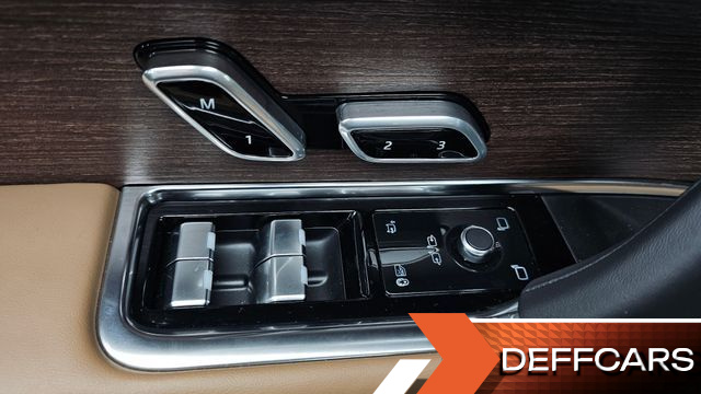 Land Rover RANGE ROVER P530 Autobiography Long Wheel Base купить на сайте DeffCars