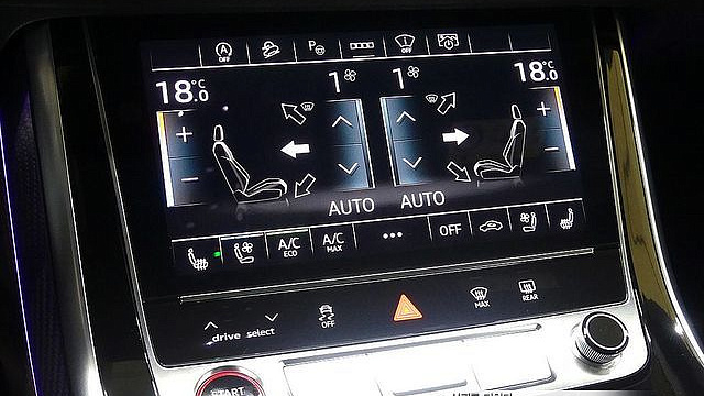 Audi RSQ8 4.0 TFSI Quattro Performance купить на сайте DeffCars