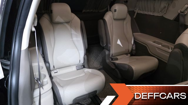Kia CARNIVAL Gasoline 9-Seater Hi-Limousine Signature купить на сайте DeffCars