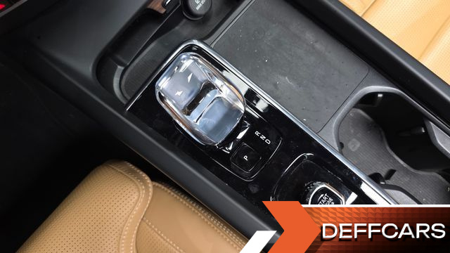 Volvo XC60 B5 Ultimate Bright купить на сайте DeffCars