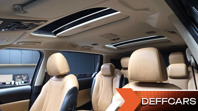 Kia CARNIVAL Gasoline 9-Seater Signature купить на сайте DeffCars