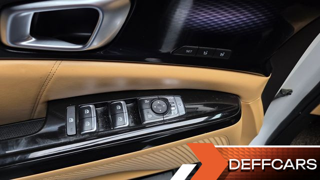 Kia CARNIVAL Diesel 9-Seater Signature купить на сайте DeffCars