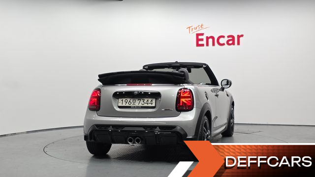 Mini COOPER CONVERTIBLE JCW 3rd купить на сайте DeffCars