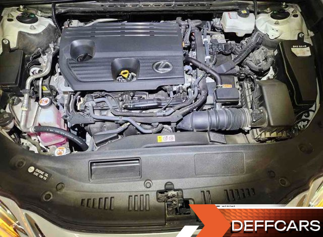 Lexus ES Executive купить на сайте DeffCars