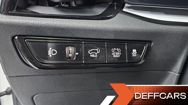Kia NIRO Signature купить на сайте DeffCars