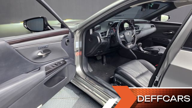 Lexus ES Luxury Plus купить на сайте DeffCars