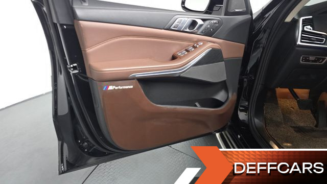 BMW X7 xDrive 40d Design Pure Excellence 7-Seater купить на сайте DeffCars