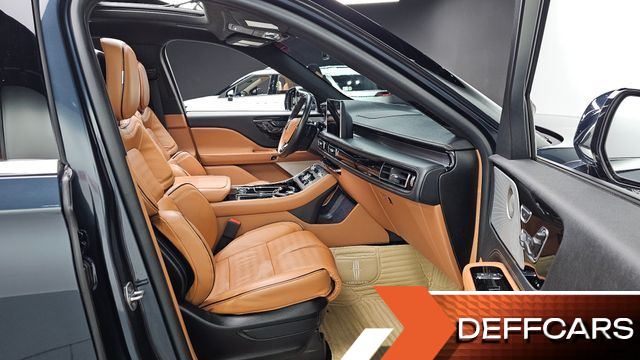 Lincoln AVIATOR 3.0 Black Label AWD купить на сайте DeffCars