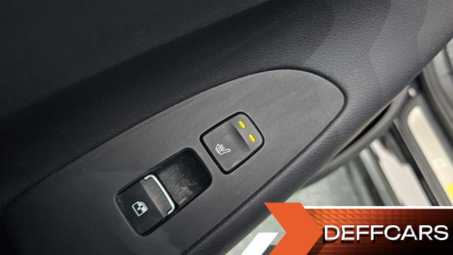 Hyundai GRANDEUR Le Blanc купить на сайте DeffCars