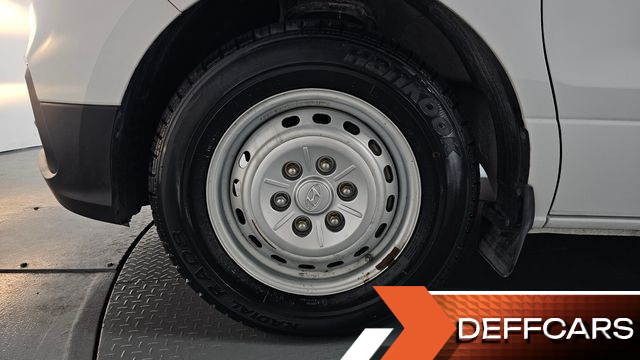 Hyundai STAREX Van 5-Seater Style купить на сайте DeffCars