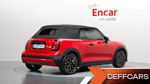 Mini COOPER CONVERTIBLE Favoured купить на сайте DeffCars