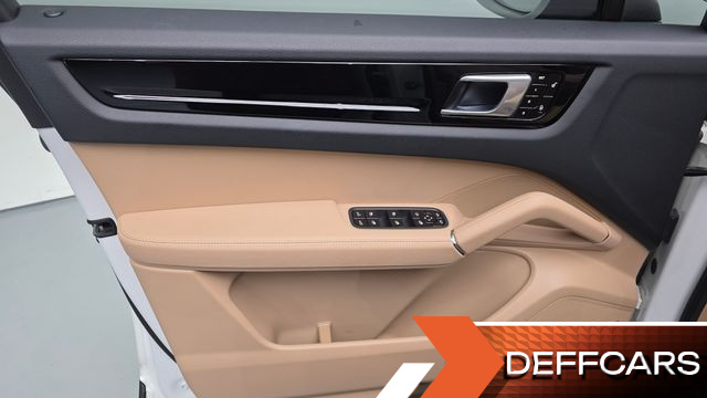 Porsche CAYENNE 3.0 купить на сайте DeffCars
