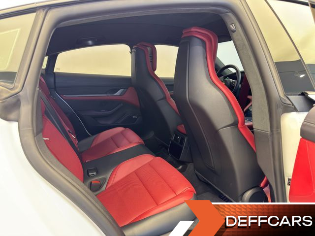 Porsche TAYCAN Turbo купить на сайте DeffCars