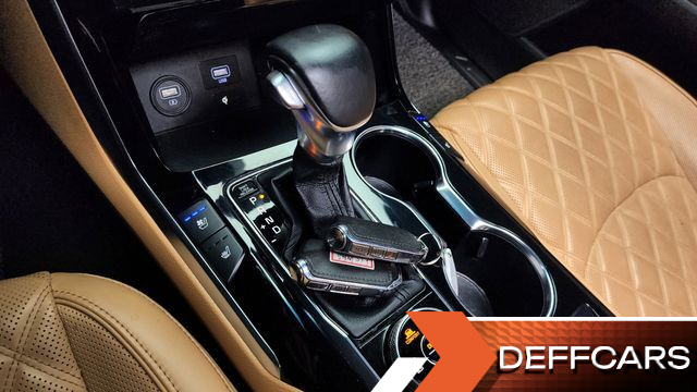 Kia MOHAVE Diesel 3.0 4WD 6-Seater Masters купить на сайте DeffCars