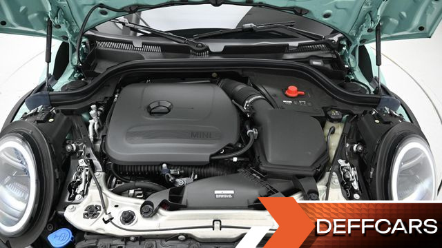 Mini COOPER CONVERTIBLE Favoured купить на сайте DeffCars