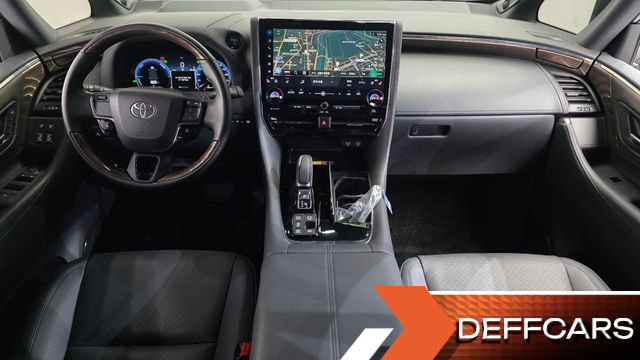 Toyota ALPHARD 2.5 HEV Executive AWD купить на сайте DeffCars