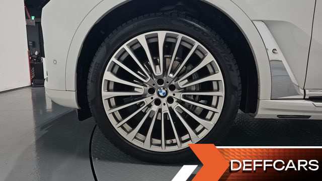 BMW X7 xDrive 40i Design Pure Excellence 7-Seater купить на сайте DeffCars