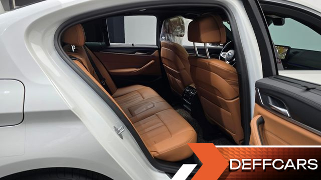 BMW 5-SERIES 520i M Sport купить на сайте DeffCars