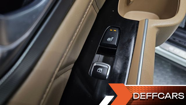 Kia SORENTO Diesel 2.2 4WD Signature купить на сайте DeffCars