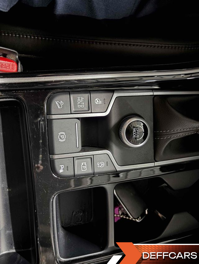 Kia SORENTO Gasoline 2.5T 2WD Prestige купить на сайте DeffCars