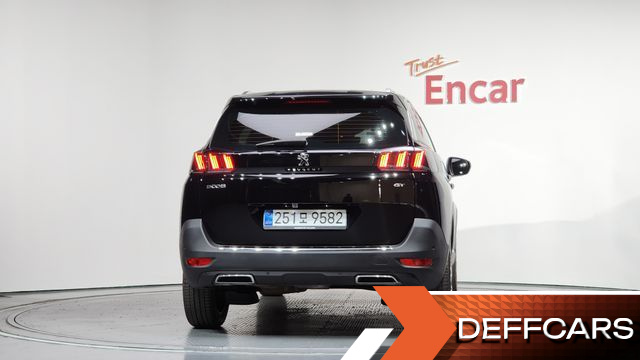 Peugeot 5008 1.2 Pure Tech GT купить на сайте DeffCars