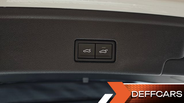 Volkswagen TOUAREG 3.0 TDI Prestige купить на сайте DeffCars