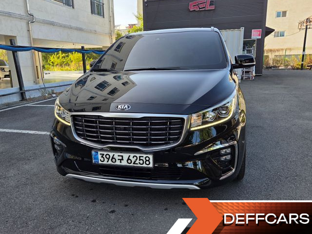 Kia CARNIVAL Gasoline 7-Seater Limousine President купить на сайте DeffCars
